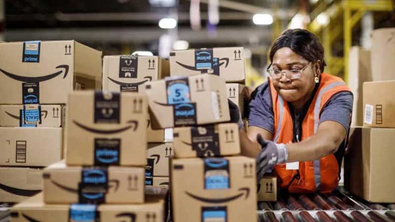 JOBS Amazon is Hiring More than 6,000 Employees in Canada to Help Deliver Great Holiday Experiences