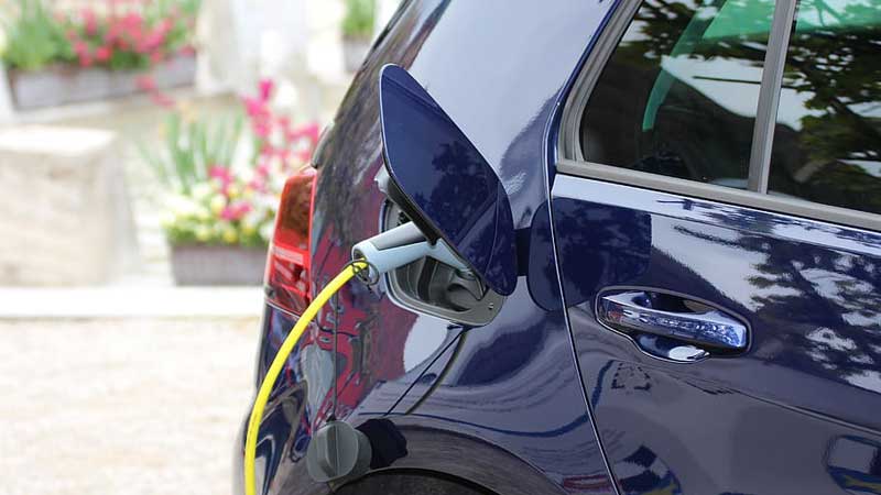 🇨🇦🍁💵 Canada Accelerates Transition to Zero-emissions Vehicles 🔌🚗