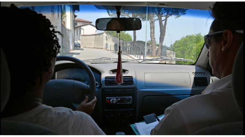 🚗 Ontario Restoring Vehicle Lanes on Toronto’s Busiest Streets